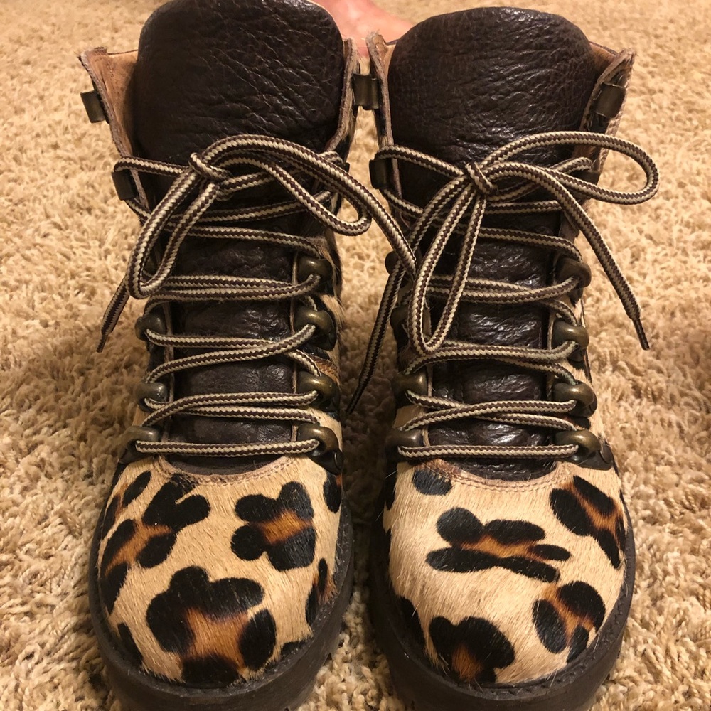 cheetah combat boots